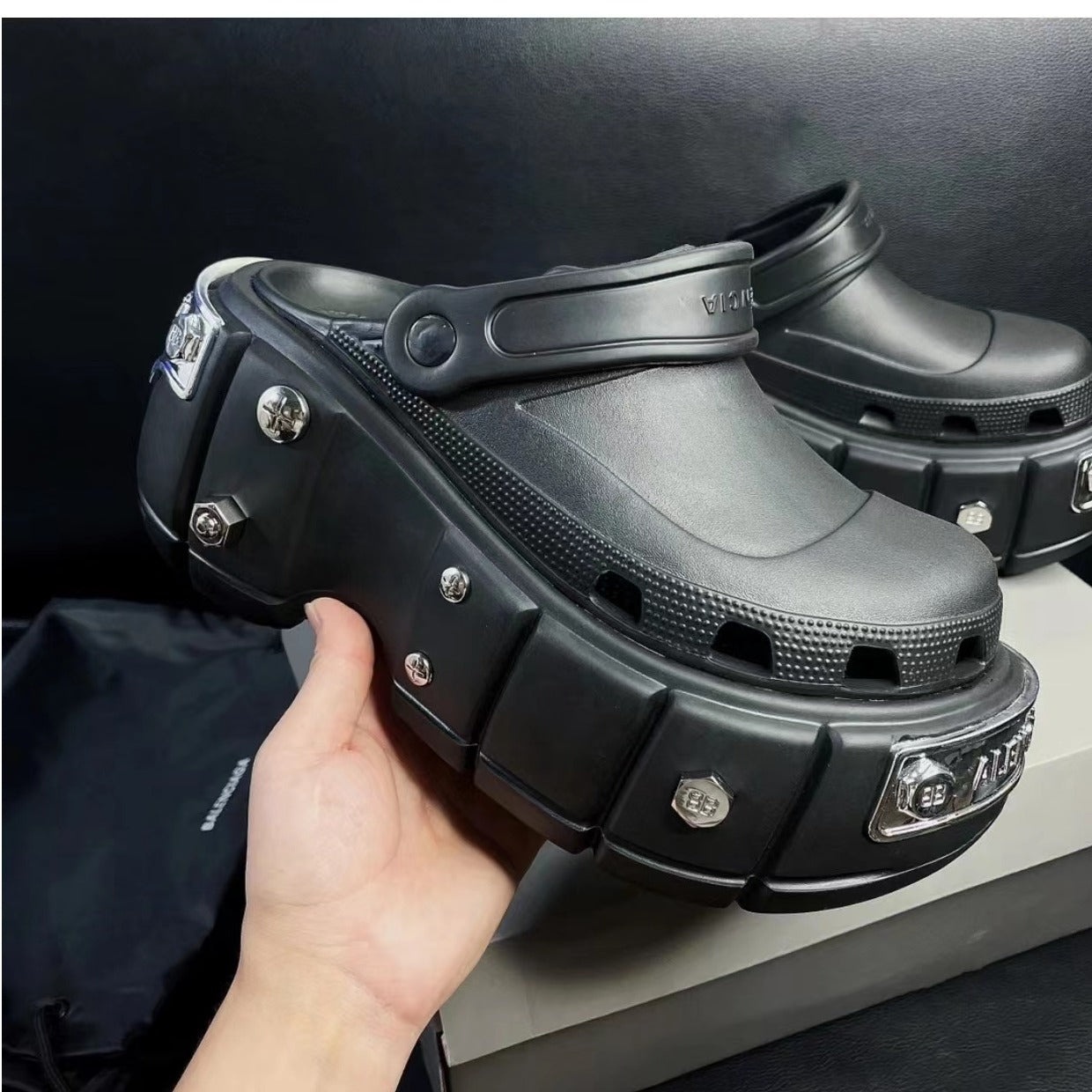 Ins Closed Toe Hole Shoes Platform Height Increasing Sandals - Hiccupzz