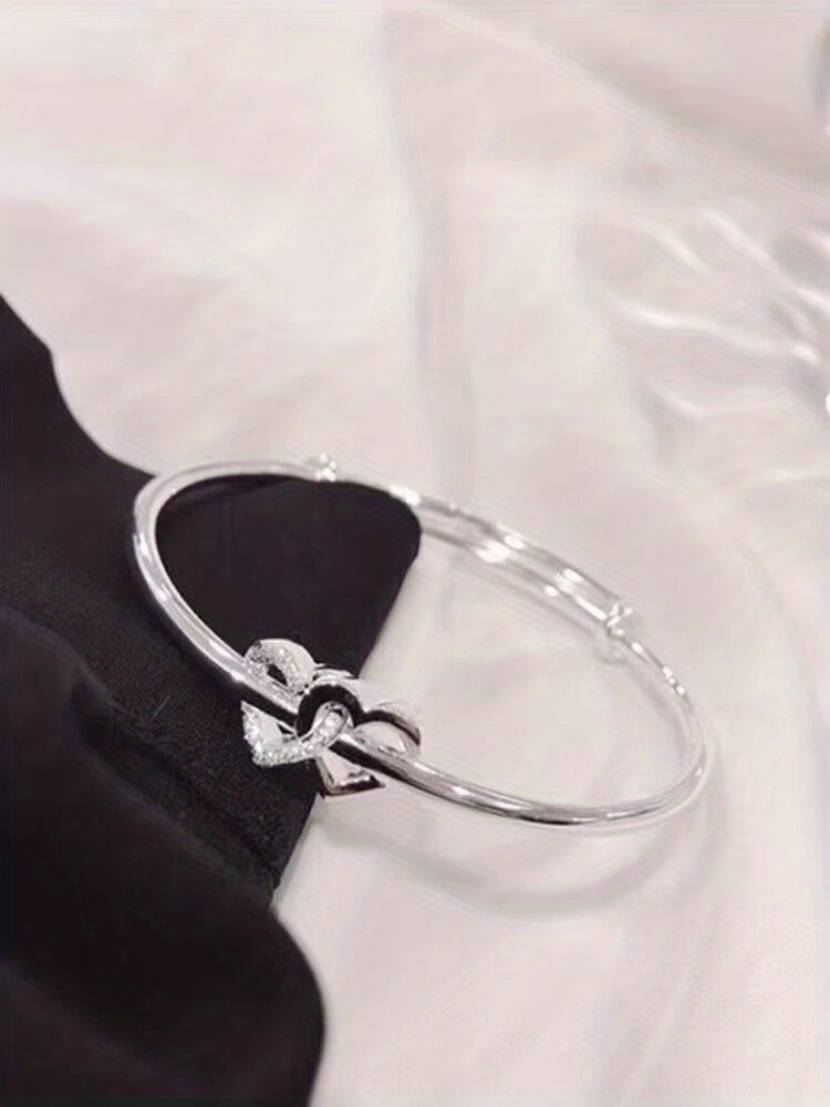 1 Pc, Double Heart Love Adjustable Bracelet - Sweet Design for Birthdays, Holidays, and Girlfriend Gifts - Hiccupzz