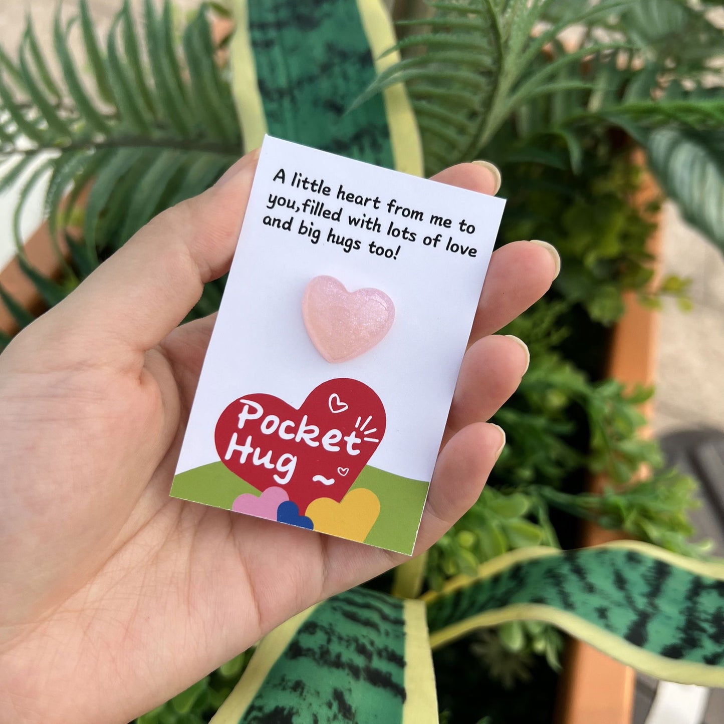 1 Pc, Tiny Pocket Hug Poem Card: Pink Love Gift for Mother's Day, Birthdays, and Thank You Notes - Hiccupzz