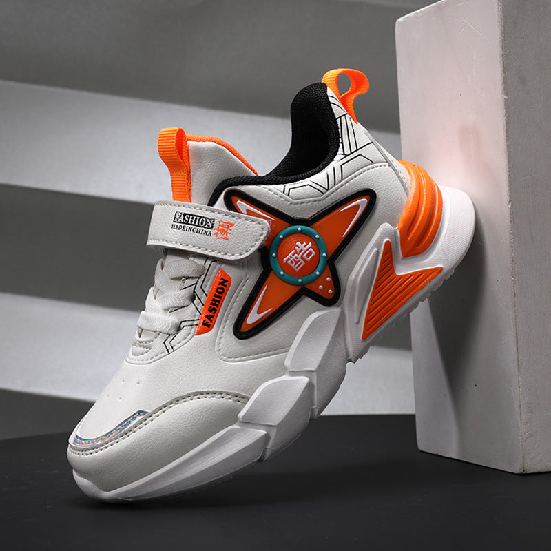 Children's basketball shoes with leather surface - Hiccupzz