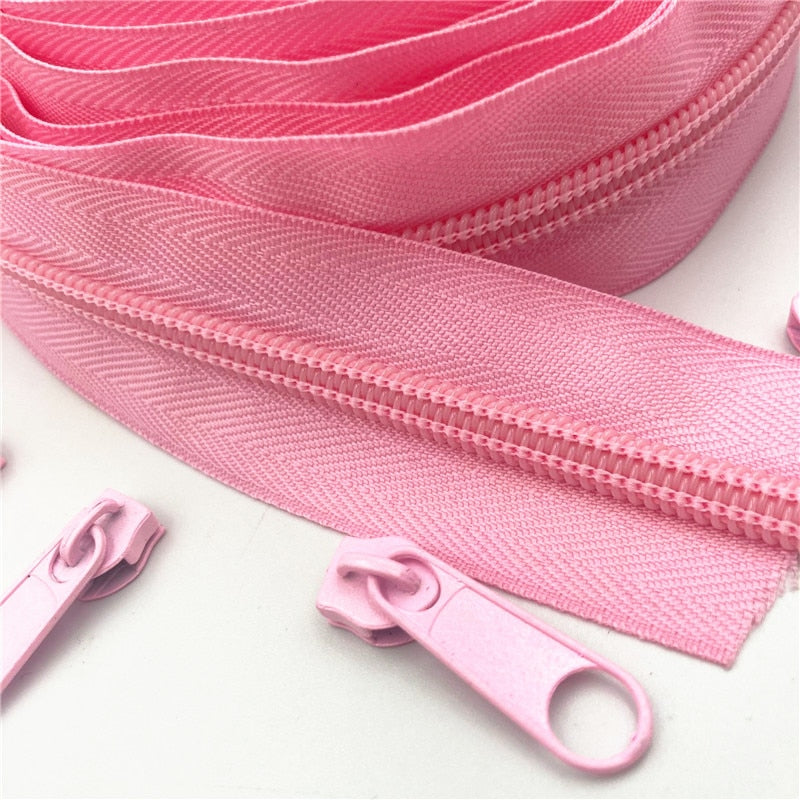 5 Meters (5.4 Yard ) 5 # (20 Colors) Long Nylon Coil Zipper with 10pcs Zipper Slider for DIY Sewing Clothing Accessories - Hiccupzz