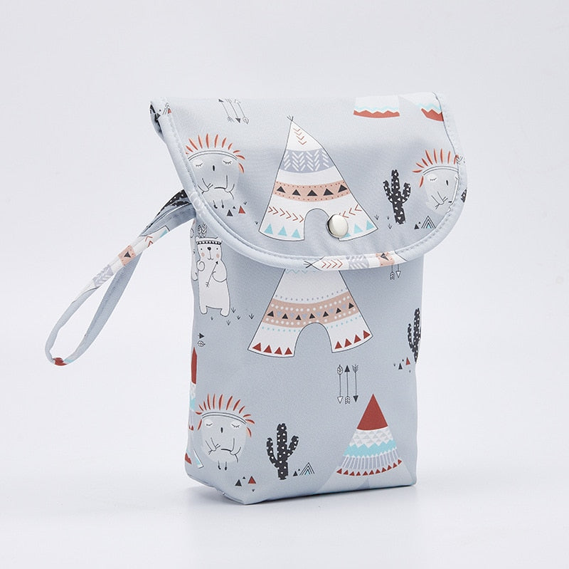 New Waterproof and Reusable Baby Diaper Bag - Hiccupzz