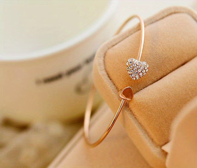 Full Drill Love Bracelet: Gold-Plated Opening Heart, Double Peach Heart Design - Ideal for Birthdays, Holidays, and Mother's Day Gifts - Hiccupzz