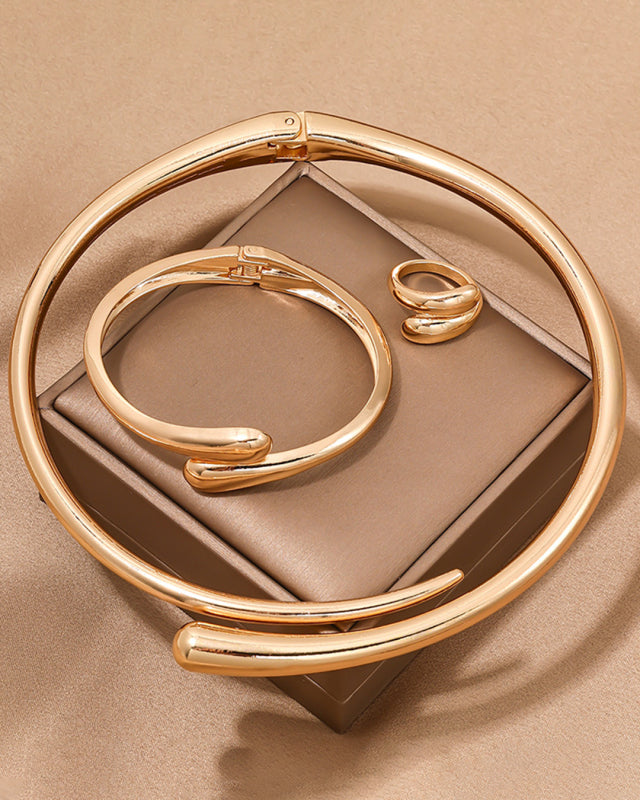 Fashionable Geometric Jewelry Set – 3-Piece Smooth Metal Collar Necklace, Bracelet & Ring for Women