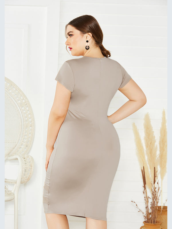 Women's Plus Size Solid Color Round Neck Short Sleeve Dress - Hiccupzz