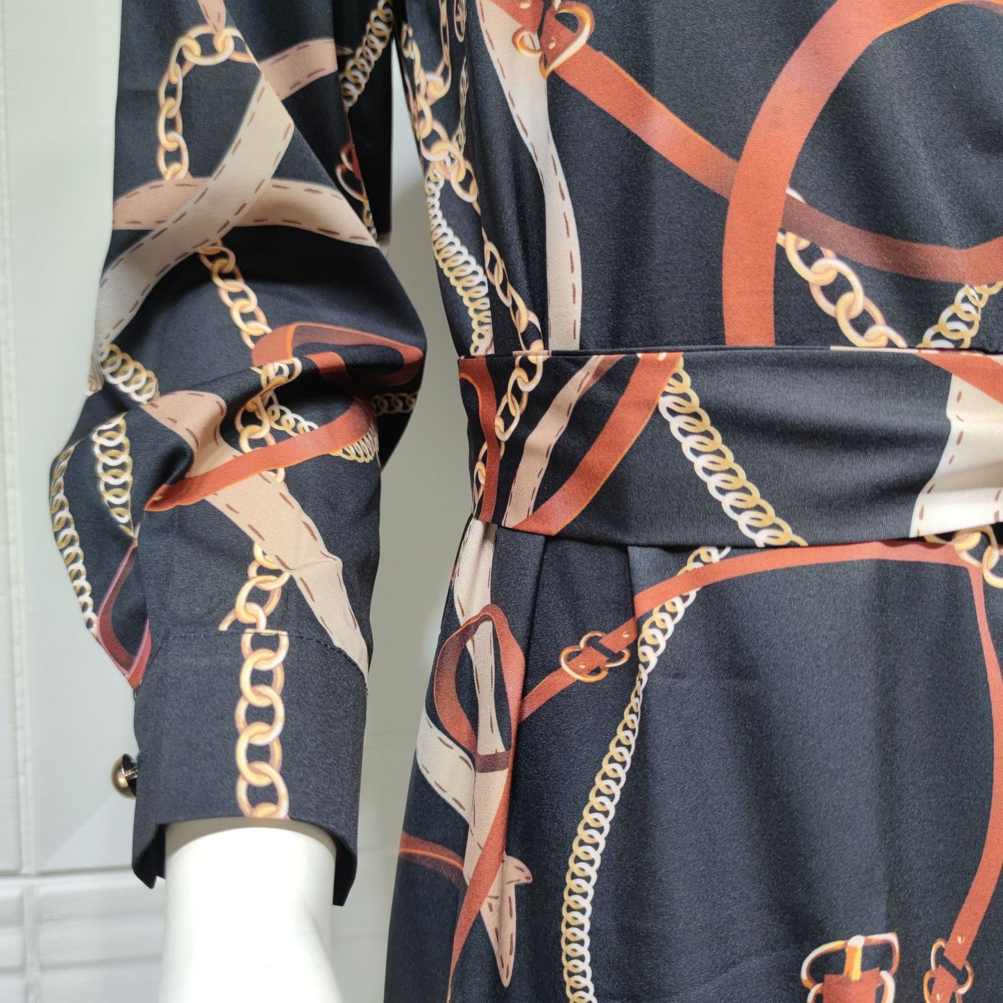 Women's V-neck Printed Dress With Belt - Hiccupzz