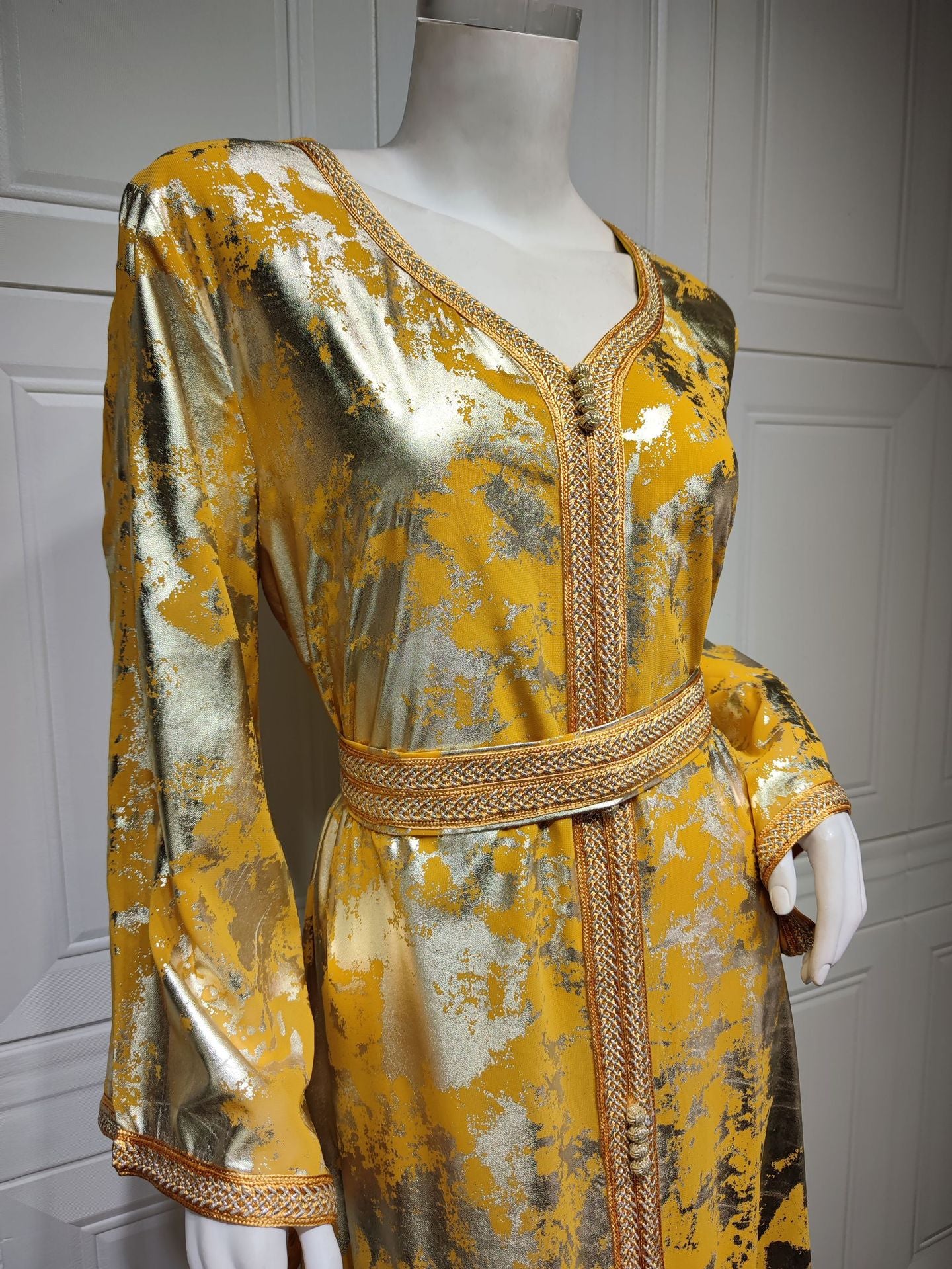 Muslim Gilded Robe Women's Two-piece Set With Belt - Hiccupzz