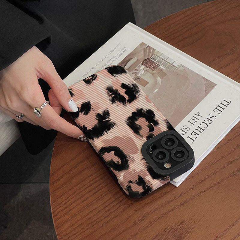 Retro Style Art Forest Scenery Phone Case - Hiccupzz