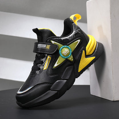Children's basketball shoes with leather surface - Hiccupzz