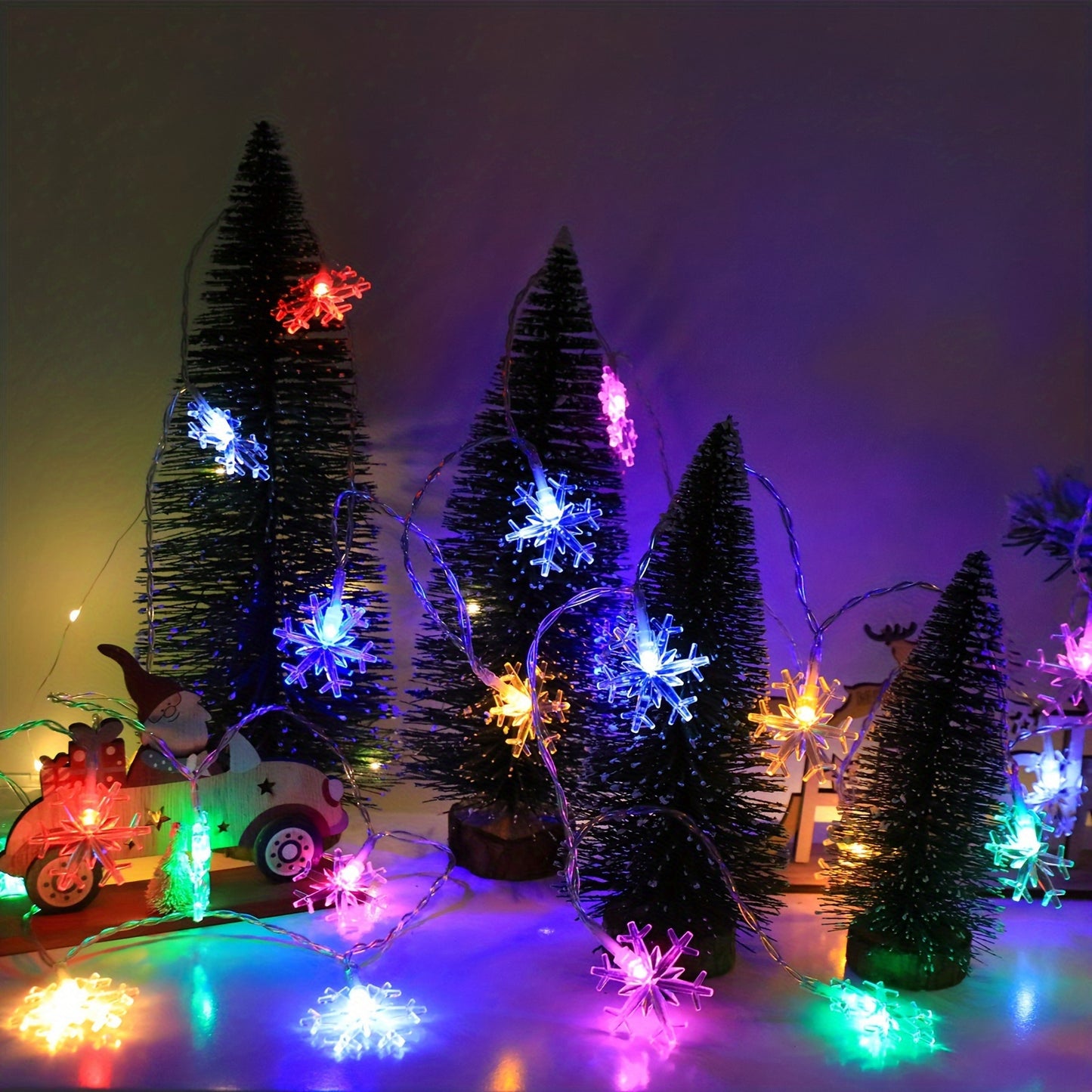 Charming Snowflake LED String Lights - Battery Operated, Versatile Fairy Lights