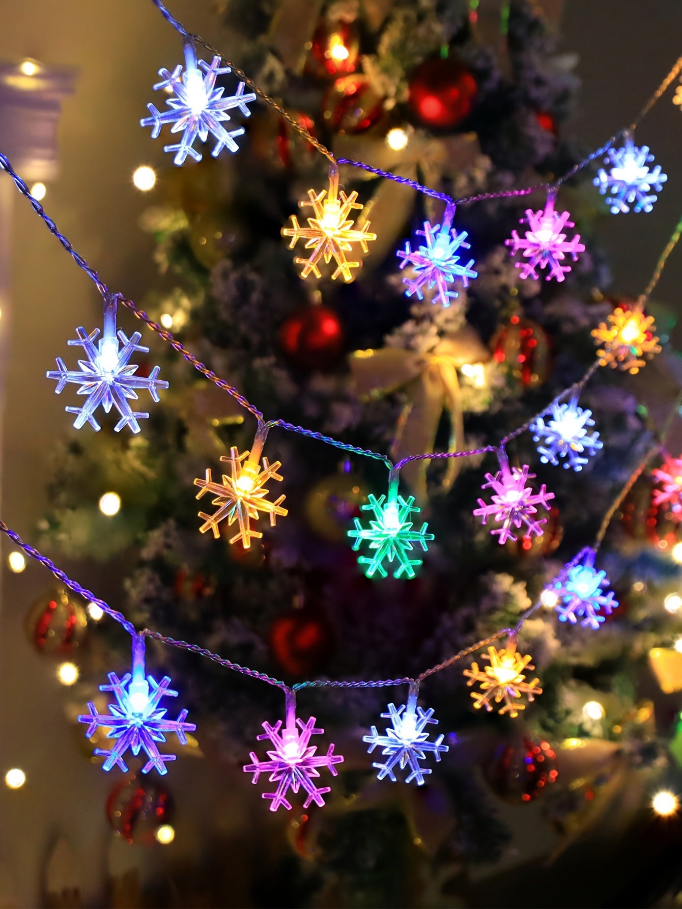 Charming Snowflake LED String Lights - Battery Operated, Versatile Fairy Lights