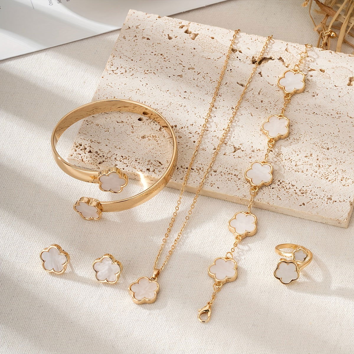1 Pair Stud Earrings +1 Pc Necklace +1 Pc Bracelet +1 Pc Bangle +1 Pc Ring With Lucky Flower Design Alloy Jewelry Set Trendy Female Gift - Hiccupzz
