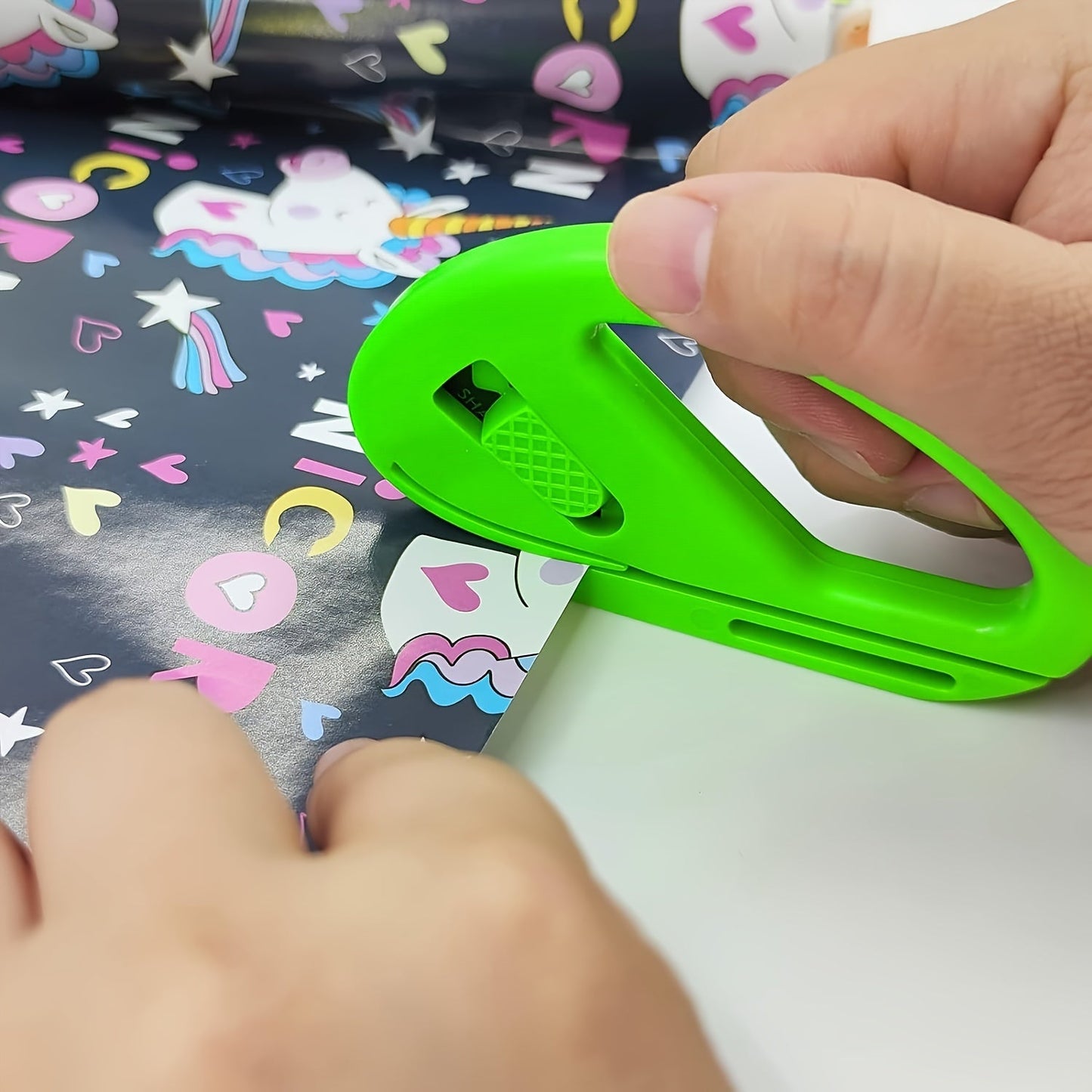 1 Pc / 3 Pcs Safer and Easier Wrapping Paper Cutter for Any Celebrations - Hiccupzz