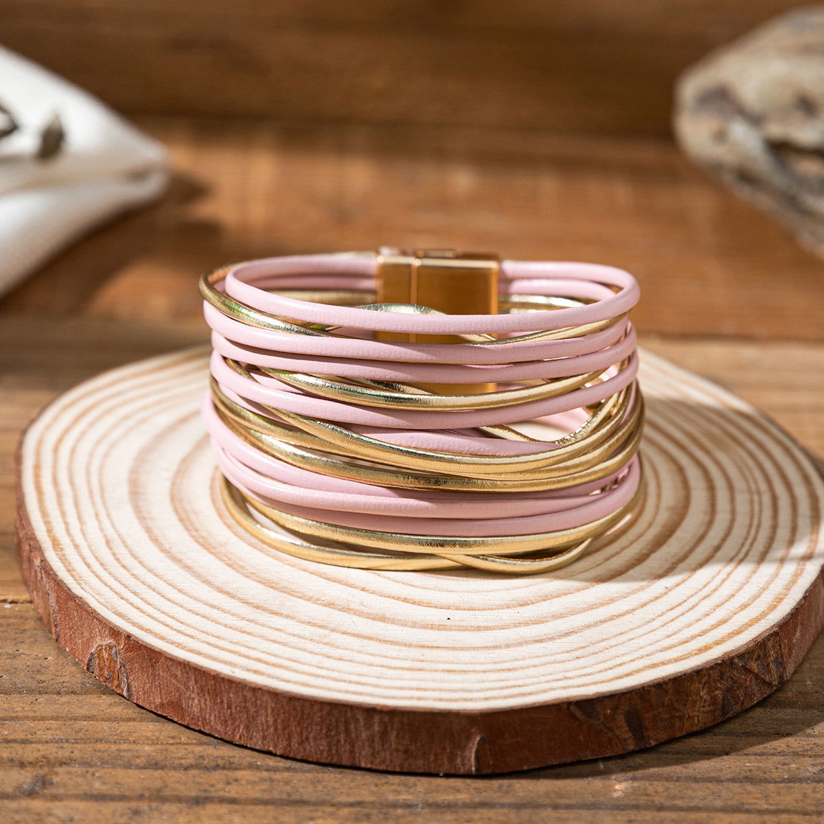 1 Pc Boho Vacation Style Multilayer Contrast Magnetic Buckle Bracelet Unisex Rock Hippie Wide-brimmed Disturbing Bangle Wrap Bracelet For Women - Hiccupzz