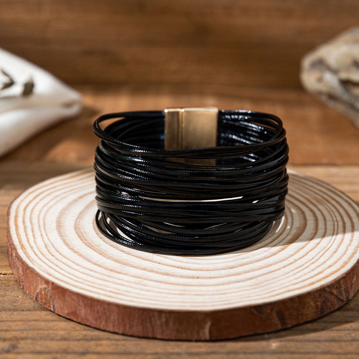 1 Pc Boho Vacation Style Multilayer Contrast Magnetic Buckle Bracelet Unisex Rock Hippie Wide-brimmed Disturbing Bangle Wrap Bracelet For Women - Hiccupzz
