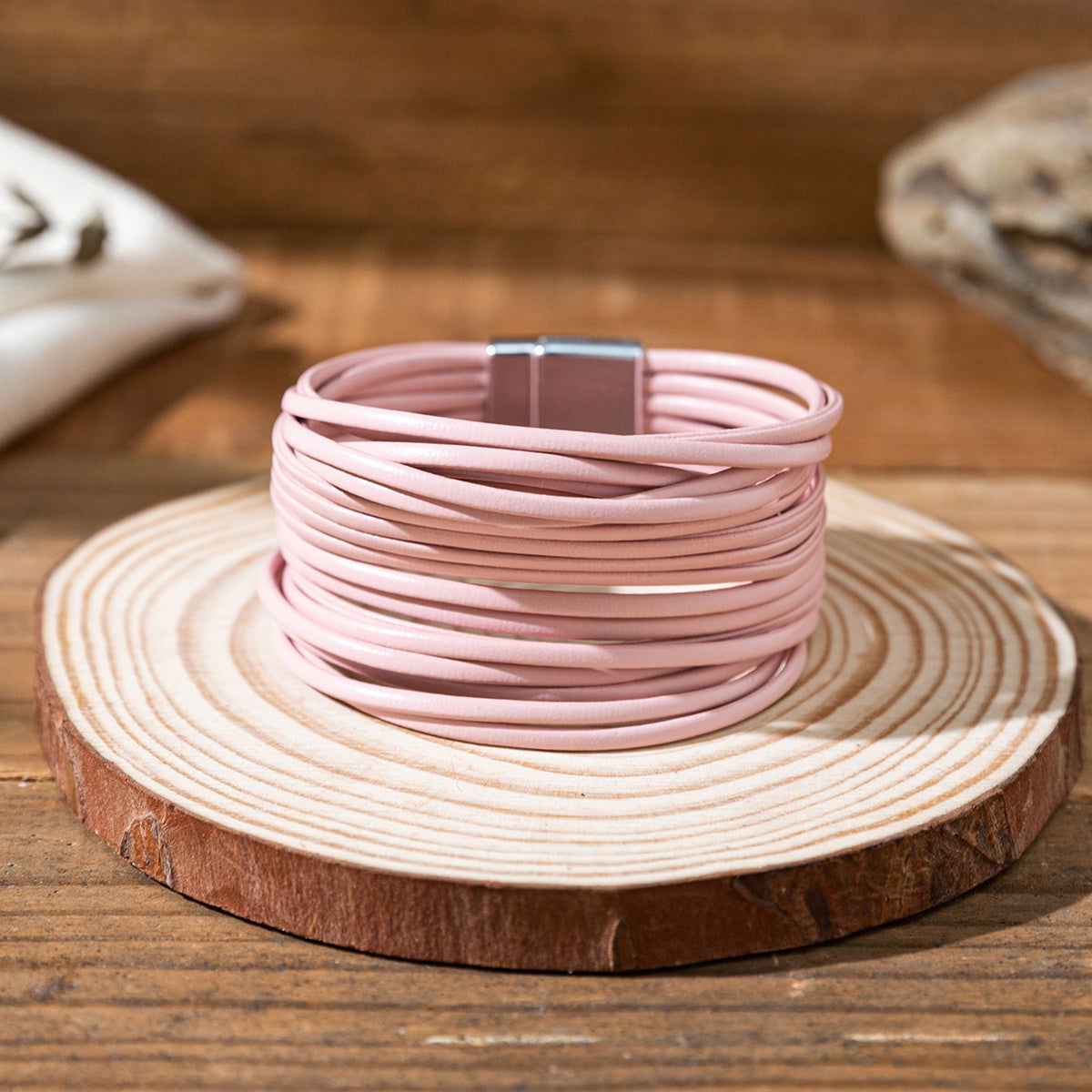 1 Pc Boho Vacation Style Multilayer Contrast Magnetic Buckle Bracelet Unisex Rock Hippie Wide-brimmed Disturbing Bangle Wrap Bracelet For Women - Hiccupzz