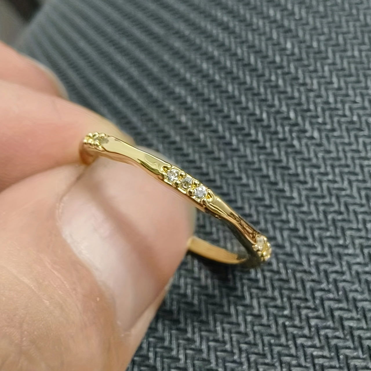 1 Pc Small and Cute Shiny Dazzling Synthetic Zircon Exquisite Ring - Hiccupzz
