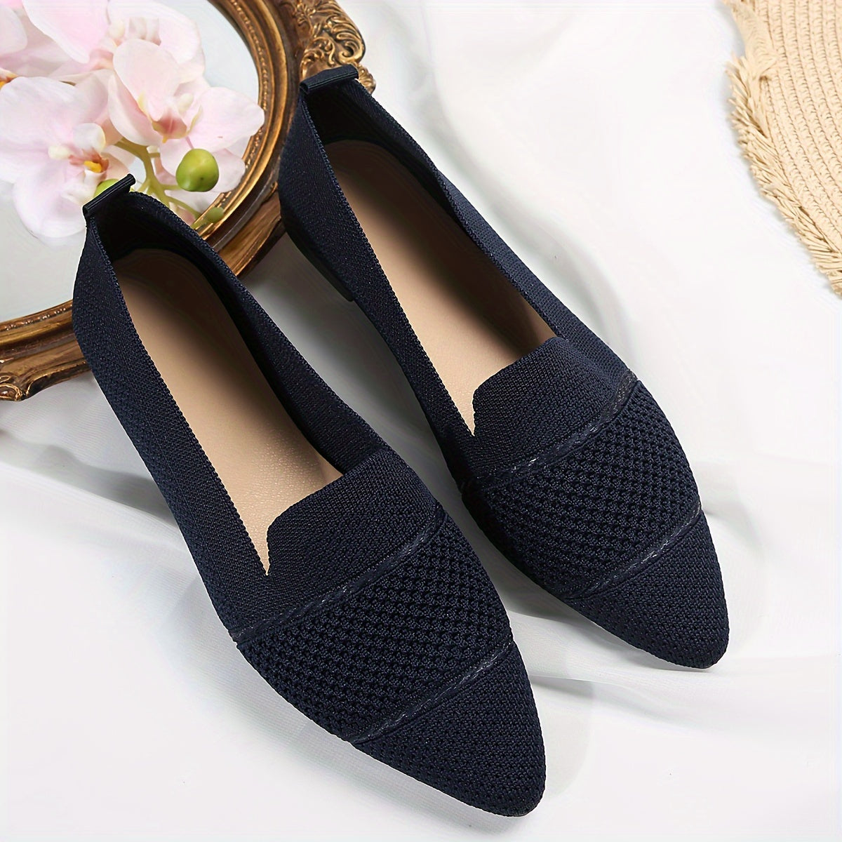 Women's Minimalist Slip-On Knitted Flats, Point Toe, Soft Sole Ballets, Lightweight Comfort