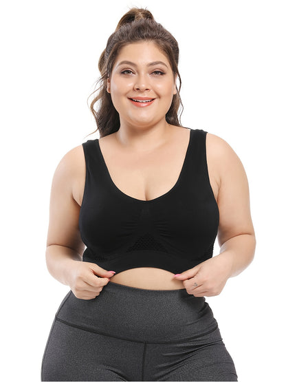 Breathable Plus Size Sports Bra with Pads - High Stretch and Seamless for Women - Hiccupzz