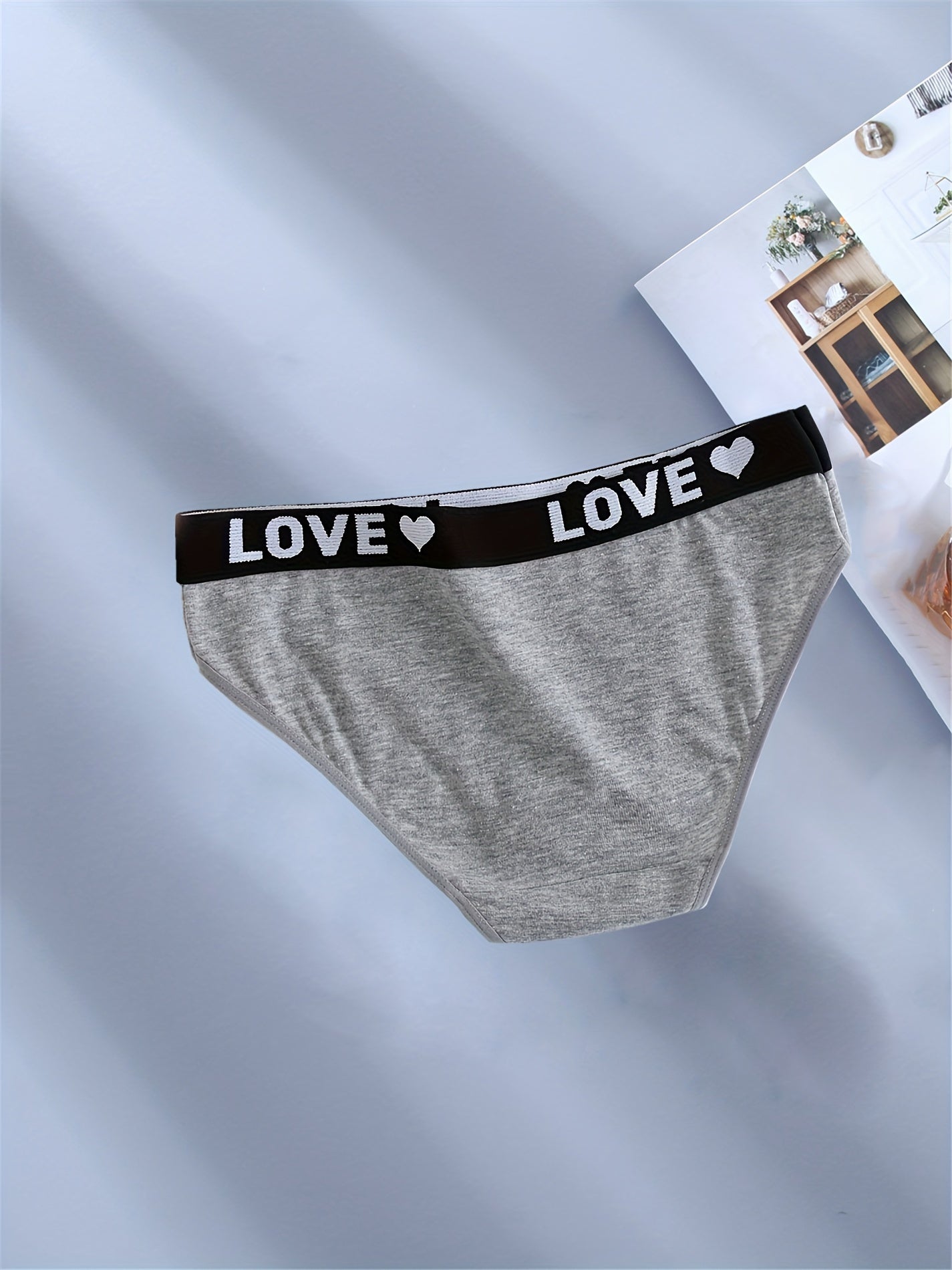 10 Pcs Women's Fashion Briefs with Love & Letter Print, Breathable Butt-Lifting Cotton Panties