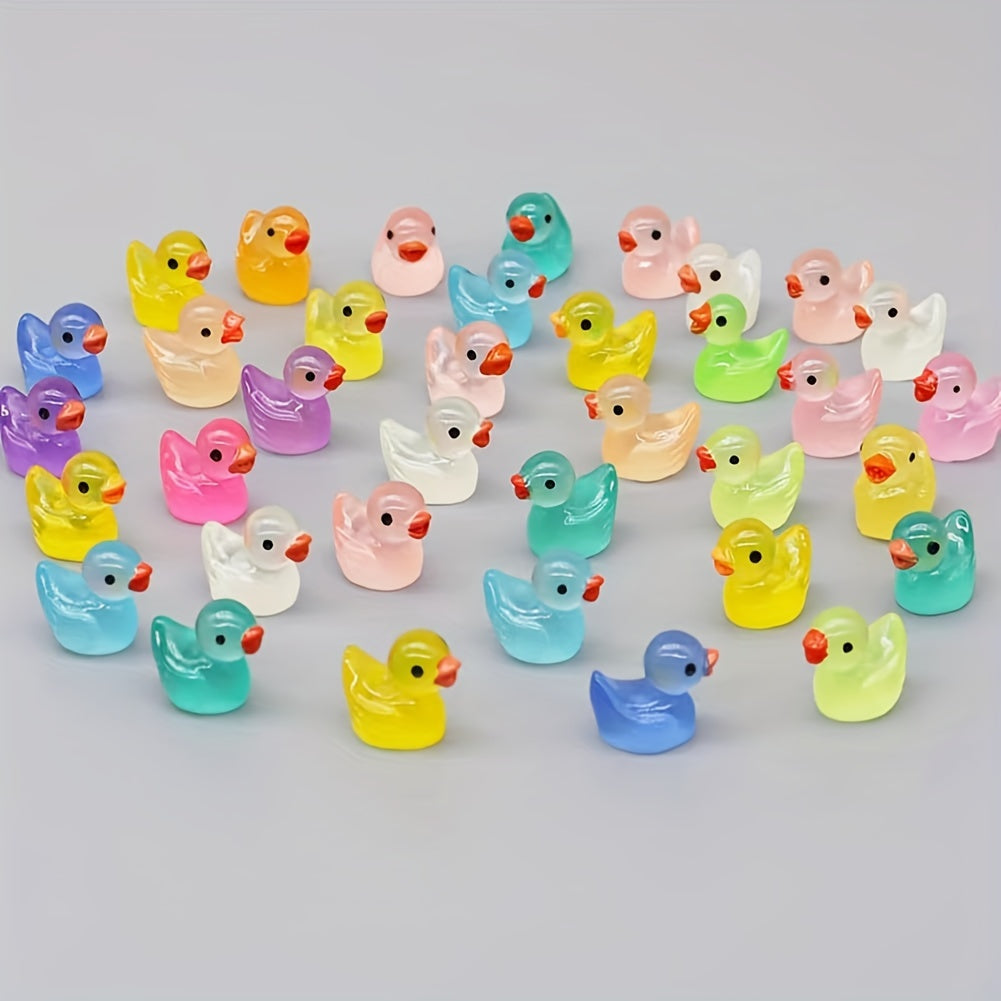 Glow-in-the-Dark Mini Yellow Ducks (5pcs): 3D Resin Garden Decor for DIY Home and Party Decorations