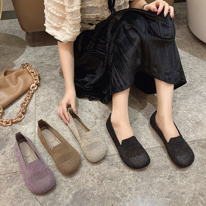 Soft Sole Solid Color Large Toe Casual Shoes - Hiccupzz