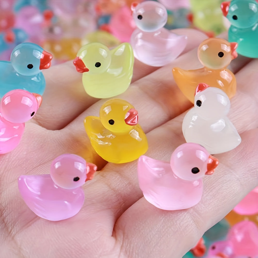 Glow-in-the-Dark Mini Yellow Ducks (5pcs): 3D Resin Garden Decor for DIY Home and Party Decorations