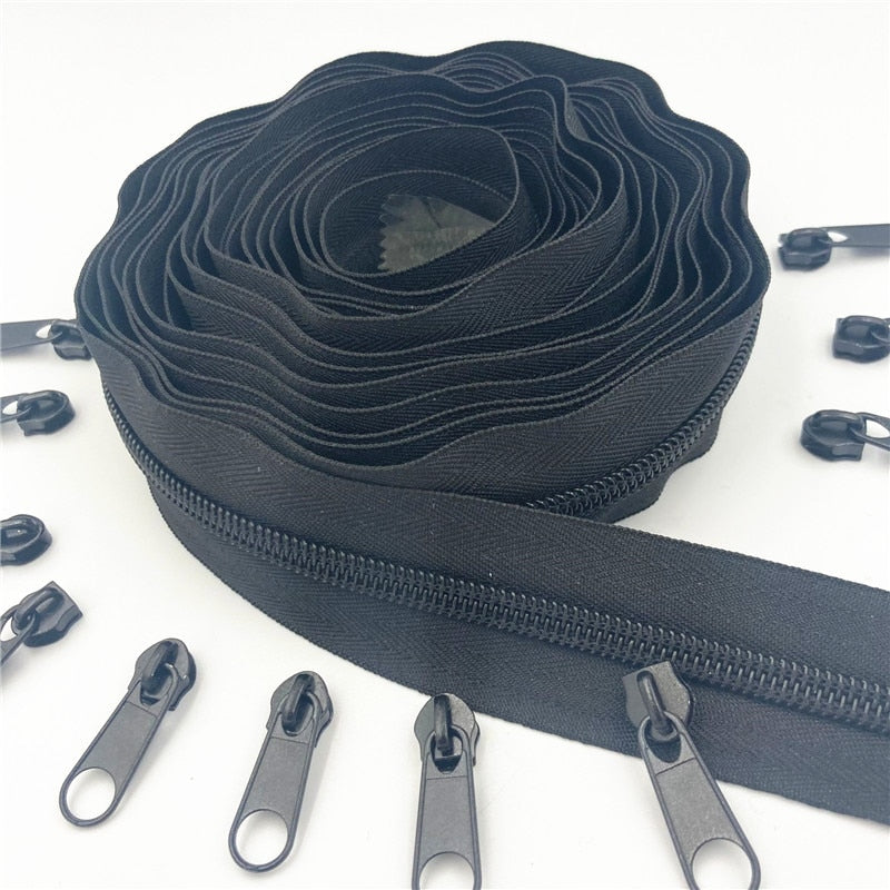 5 Meters (5.4 Yard ) 5 # (20 Colors) Long Nylon Coil Zipper  with 10pcs Zipper Slider for DIY Sewing Clothing Accessories