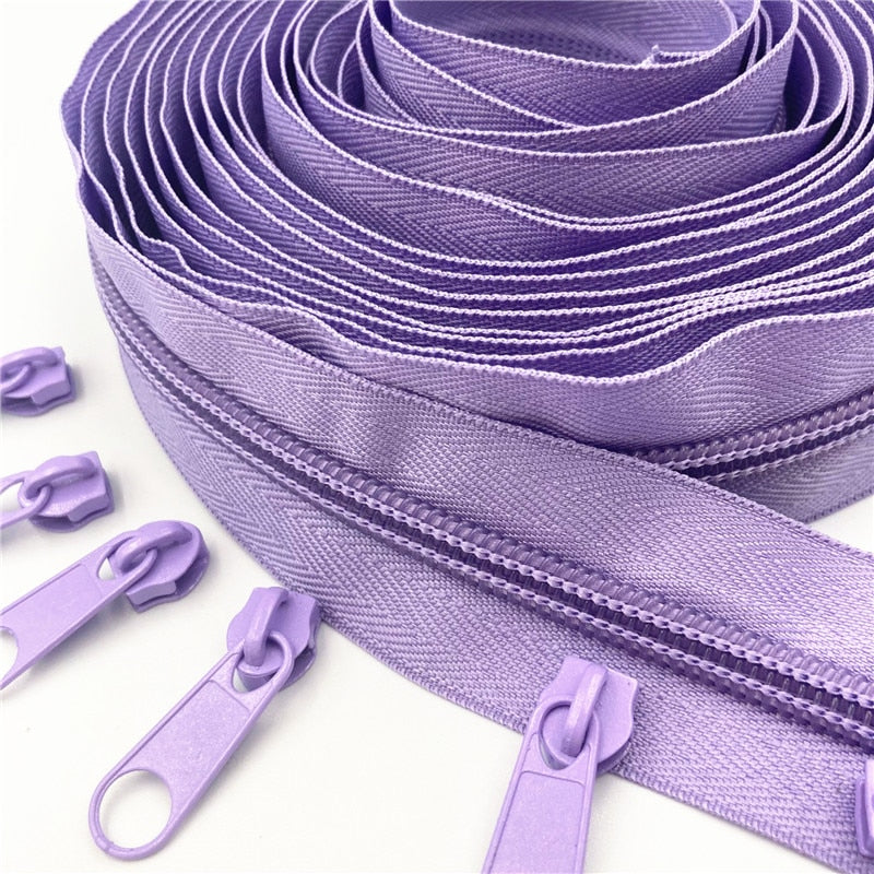 5 Meters (5.4 Yard ) 5 # (20 Colors) Long Nylon Coil Zipper  with 10pcs Zipper Slider for DIY Sewing Clothing Accessories