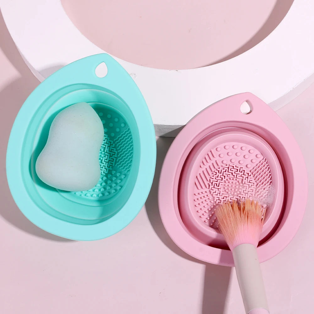 Foldable Silicone Makeup Brush Cleaner Bowl  Makeup Cleaning Brush Scrubber Mat Portable Washing Tool Cosmetic Brush Cleaner