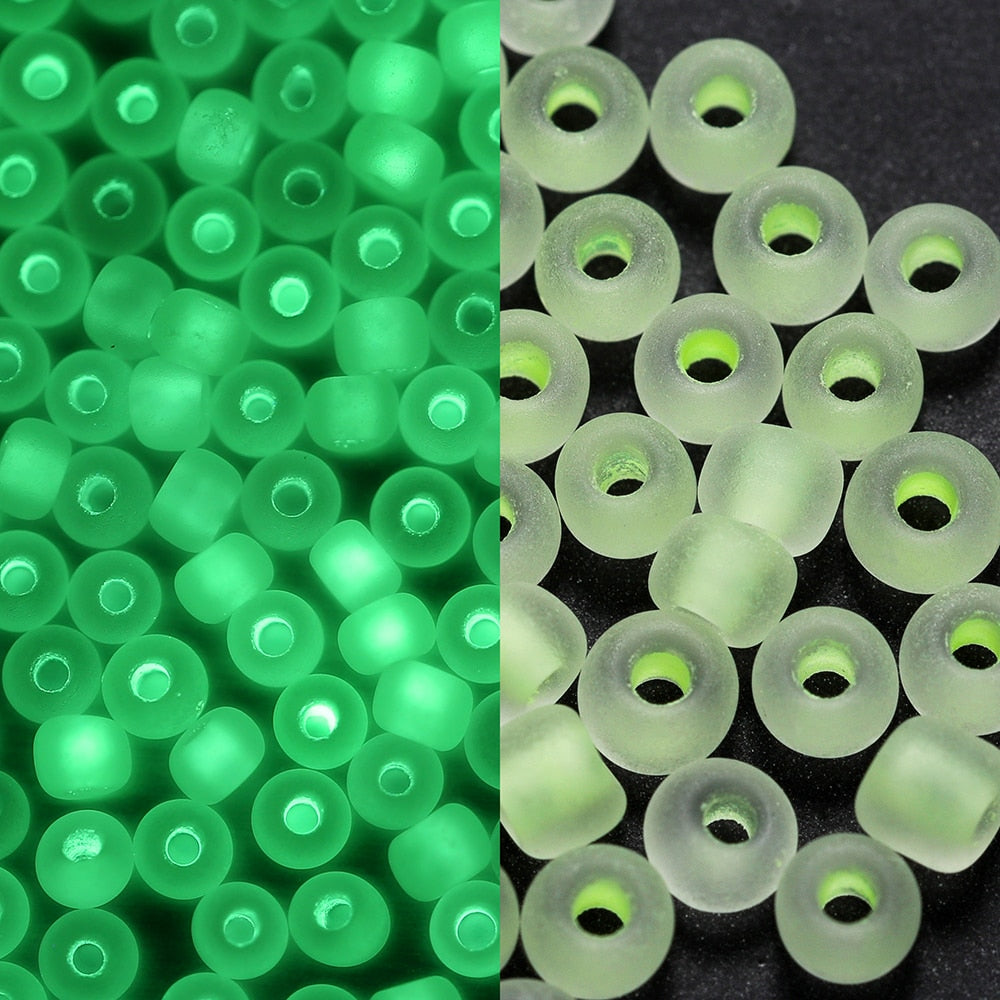 600pcs 3mm Luminous Glass Seed Beads Glow In The Dark  for DIY Jewelry Marking