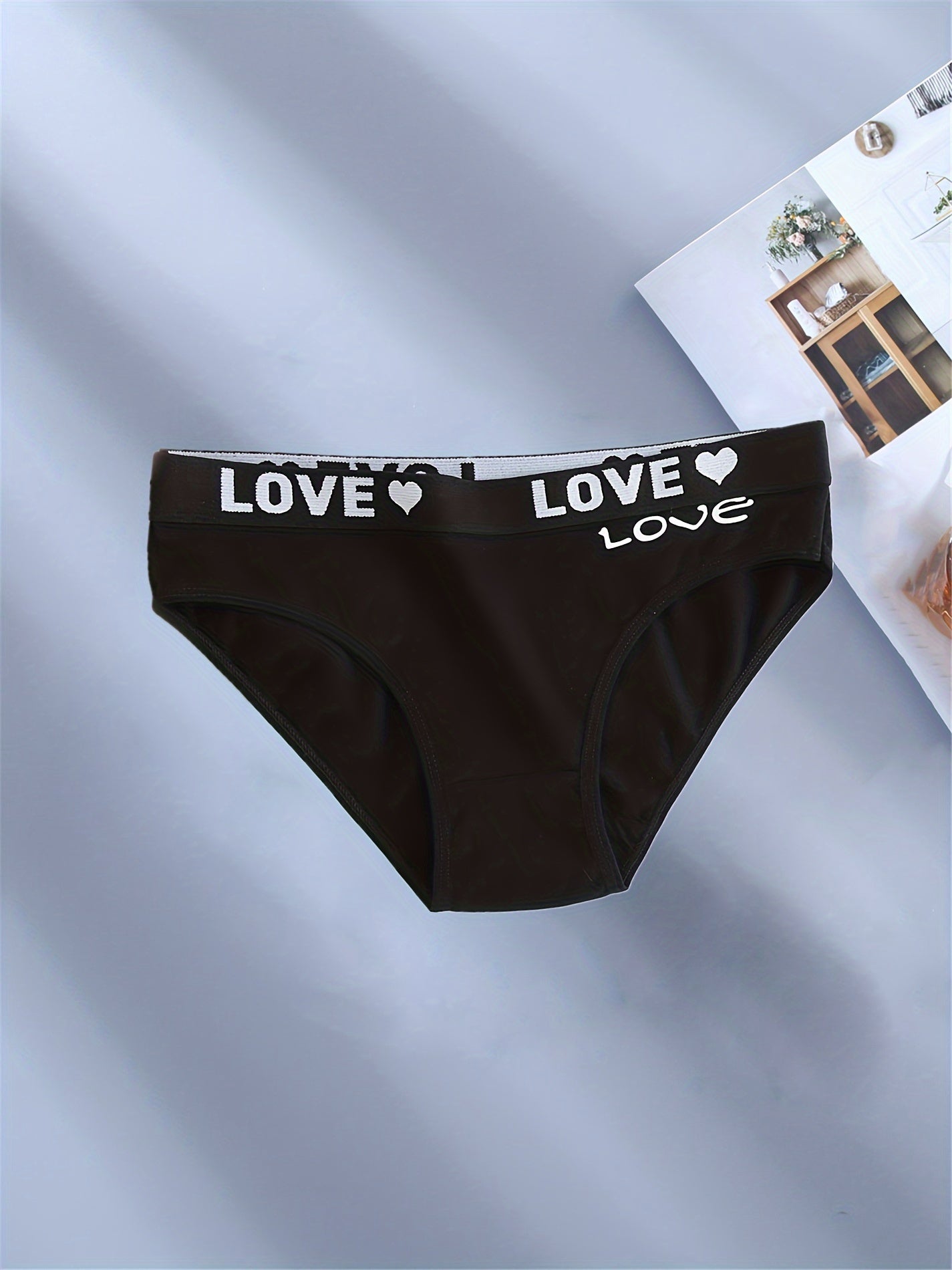 10 Pcs Women's Fashion Briefs with Love & Letter Print, Breathable Butt-Lifting Cotton Panties