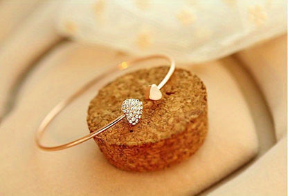 Full Drill Love Bracelet: Gold-Plated Opening Heart, Double Peach Heart Design - Ideal for Birthdays, Holidays, and Mother's Day Gifts - Hiccupzz