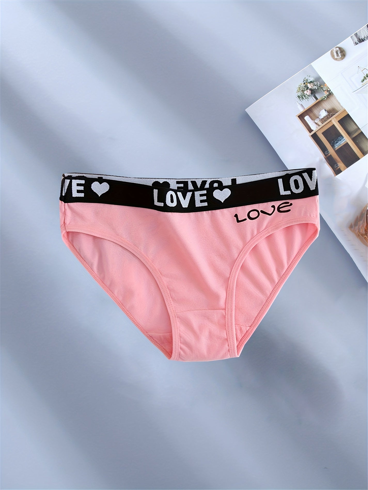 10 Pcs Women's Fashion Briefs with Love & Letter Print, Breathable Butt-Lifting Cotton Panties