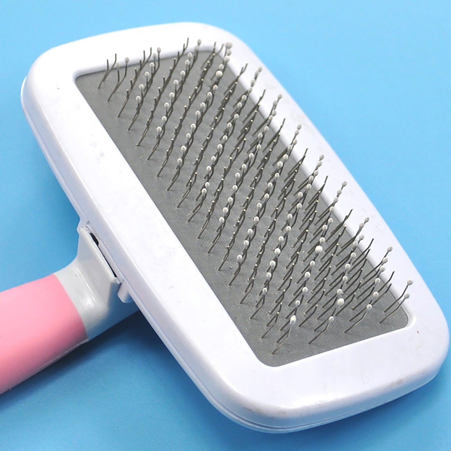 Keep Your Dog's Coat Clean and Tangle-Free with Our Pet Cleaning and Hair Removal Combs