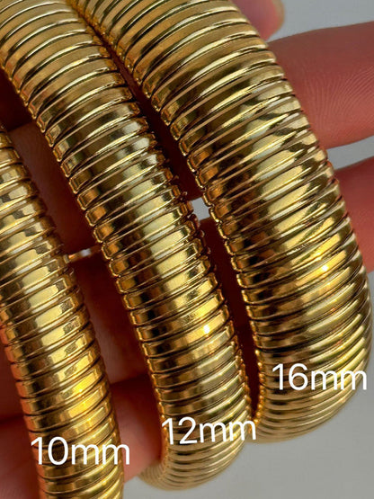 Titanium Steel Vintage Stretch Gypsy Polished Bracelet - Hiccupzz