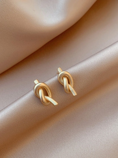 Knotted simple ins versatile retro earrings - Hiccupzz