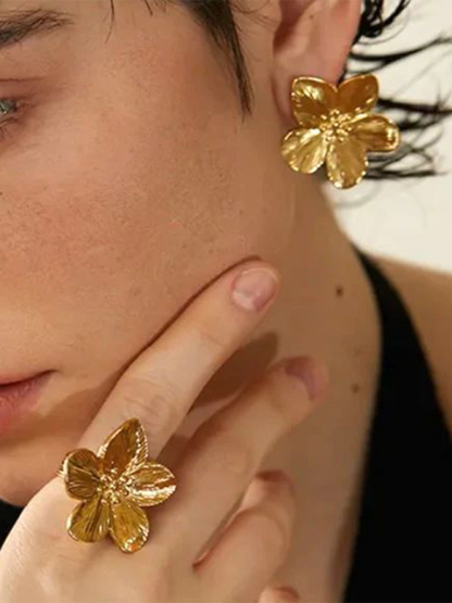 New stainless steel design matte flower earrings - Hiccupzz
