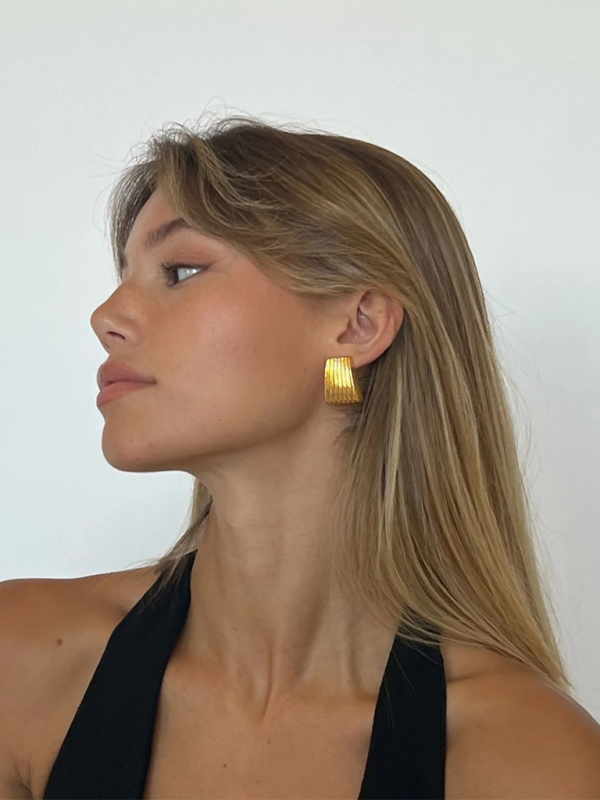 Striped trapezoidal earrings with special lines - Hiccupzz