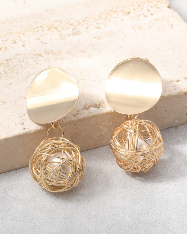 Fashion earrings, personalized hollow gold wire wrapped ball pearl earrings, non-pierced ear clips