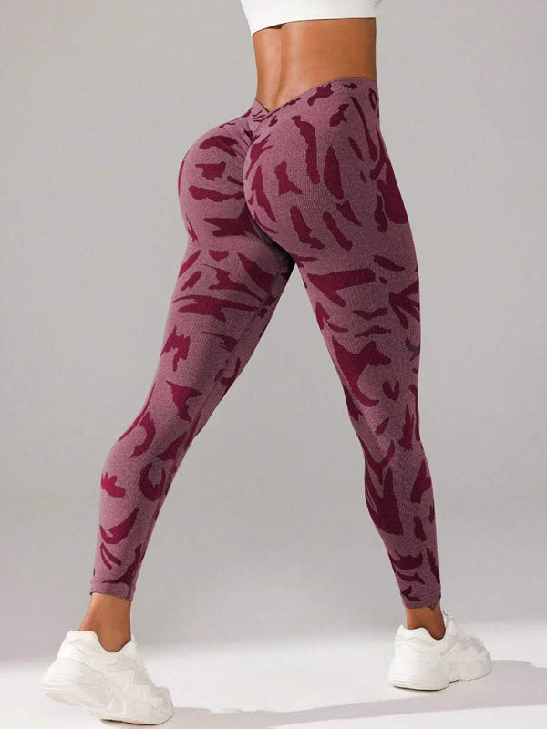 V-Waist Camouflage Peach Hip Sports Trousers – Seamless Yoga & Fitness Pants