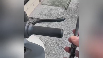 安裝簡單的摩托車油門輔助裝置 - 耐用的 PC 巡航控制夾可增強騎乘舒適度