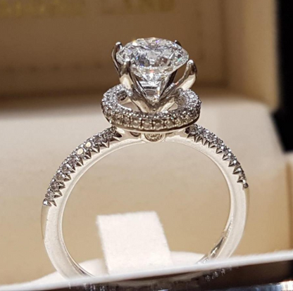 Miniature diamond ring. Ultramassive zircon ring - Hiccupzz