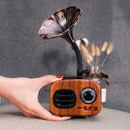Retro Bluetooth speaker - Hiccupzz