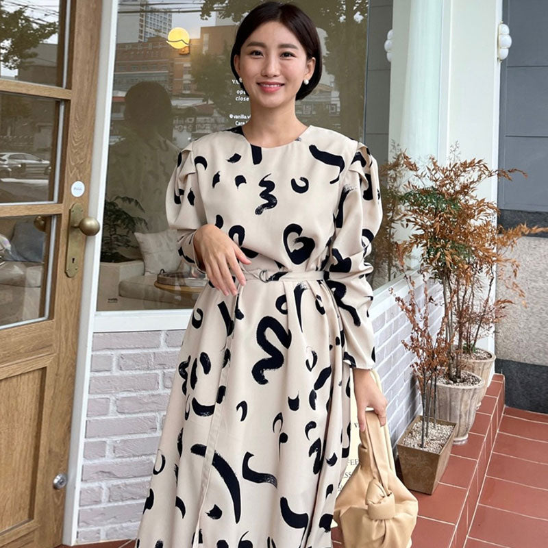 Women's Fashion Temperament Round Neck Hand-painted Ink Print Bubble Sleeve Dress